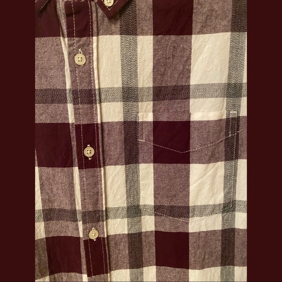 Urban Man Plaid Button Down Shirt - Picture 3 of 4